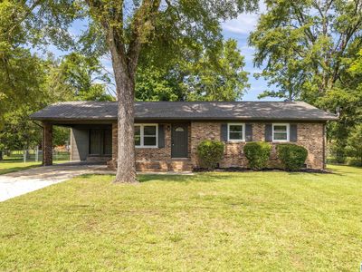 6212 Meadowlark Dr