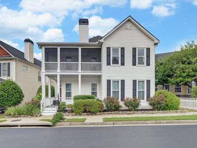 812 Flagstone Ln SE