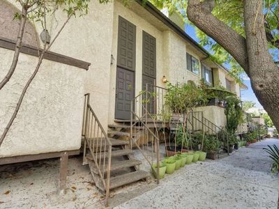 8750 Kester Ave Unit 31
