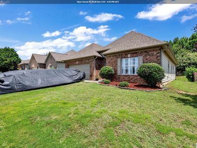 Property at 813 Savannah Ln, Calera, AL