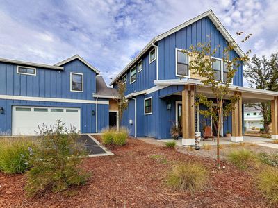2486 Neighborly Way