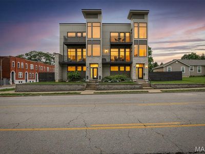2834 Lafayette Ave