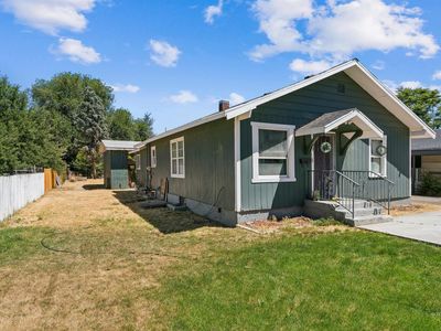 220 Lone Star Rd