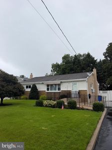 1913 Sanford St