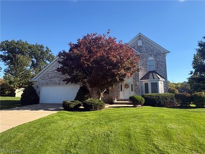 Property at 19457 Stony Point Dr, Strongsville, OH