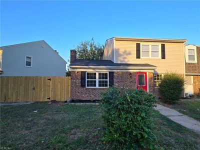 844 N Buckingham Ct