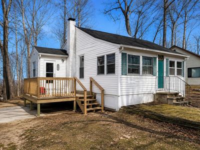 Property at 211 North Dr, Brooklyn, MI