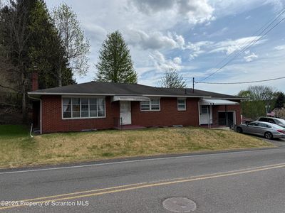 8006 Main St
