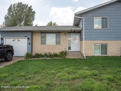 Property at 1042 6th Ave SE, Dickinson, ND