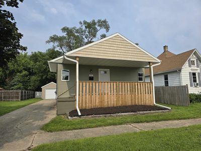 553 Northwestern Ave