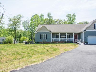 403 Oaktree Rd