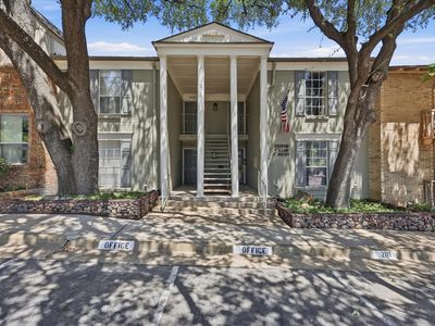 15918 Club Crest Dr #2111
