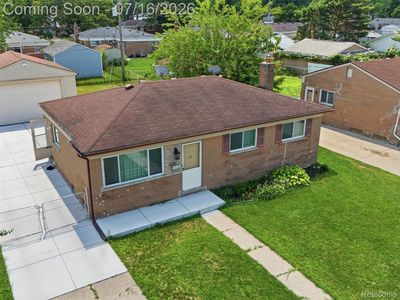 3218 E 14 Mile Rd