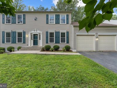 36 Westhampton Ct