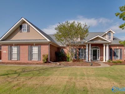 7004 Southcreek Dr SE