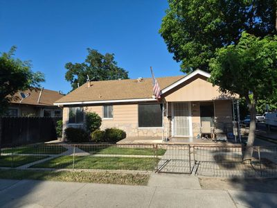 204 College Ave