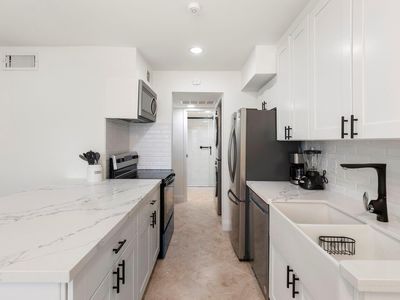 2750 Holly Hall St APT 1111