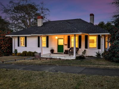 1220 Hickman Road