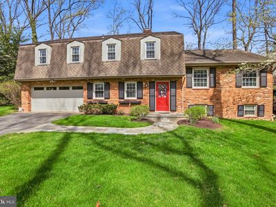 12012 Canter Ln