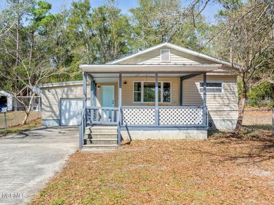 660 Beachview Drive SE