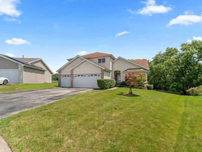 Property at 230 Lakeview Ct, Steger, IL