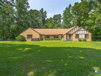 901 Oak Ln