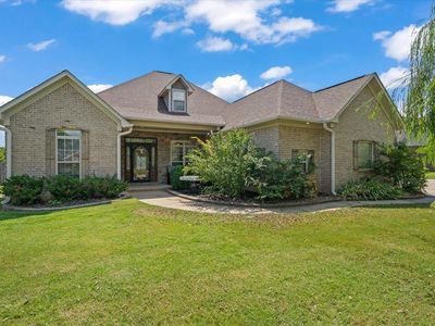 90 Robert L Ellis Dr