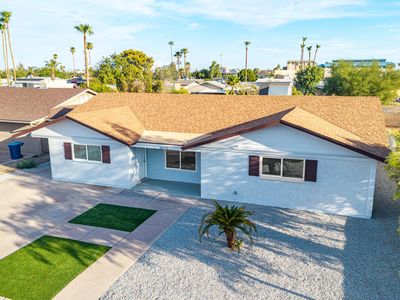 1849 E LOMA VISTA Drive