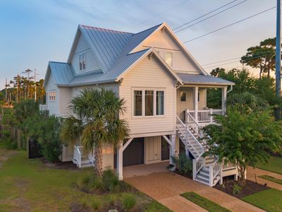 104 Mistiflower Court