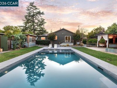 1122 Juanita Dr