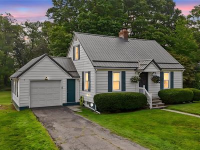8275 Main St