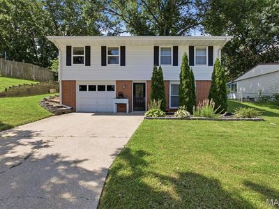 1107 Esterling Dr