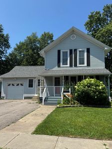 411 N Elm St
