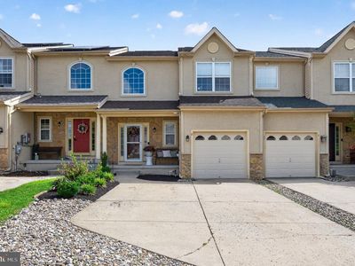 8 Zion Dr