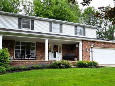 Property at 13525 Strathmore Dr, Valley View, OH