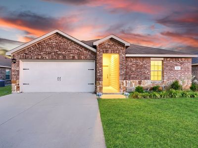 706 Heirloom Ln