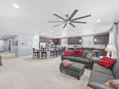 826 Genaro Dr