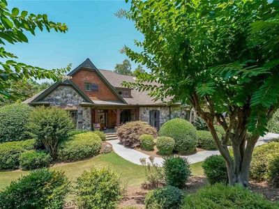 3128 Hidden Falls Dr