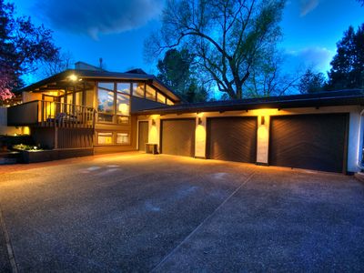 2 Heather Dr