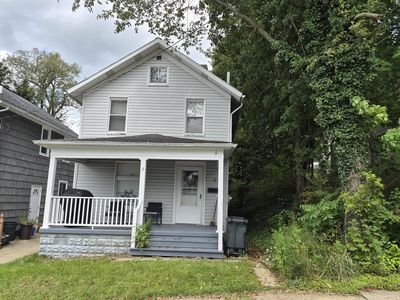 9 E Garfield Ave