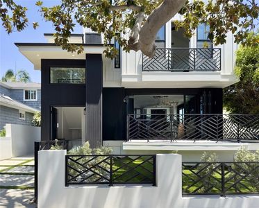520 N Lucia #B