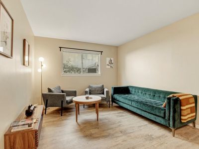 803 W 28th St APT 103