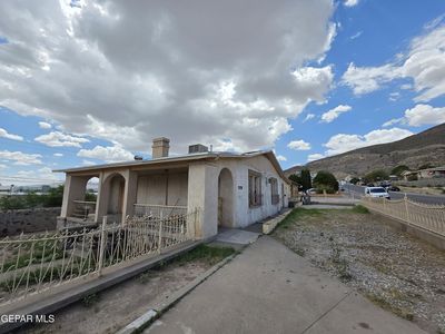 2228 Murchison Dr