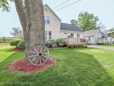 Property at 230 Sabin St, Sycamore, IL