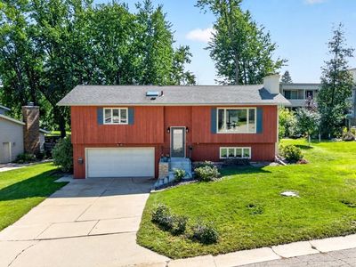 376 Norseman Ct NW