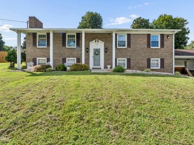 506 Whispering Way