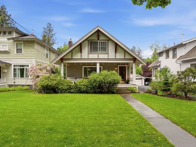 214 W 14th Ave