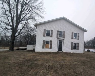 714 County Line Rd E