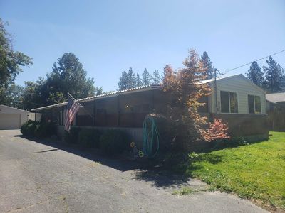 1007 S Walnut Rd