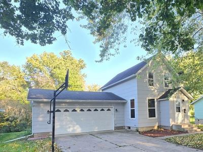 207 Willow Ave